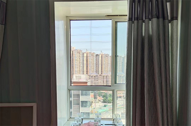 透明兒童窗安裝效果圖