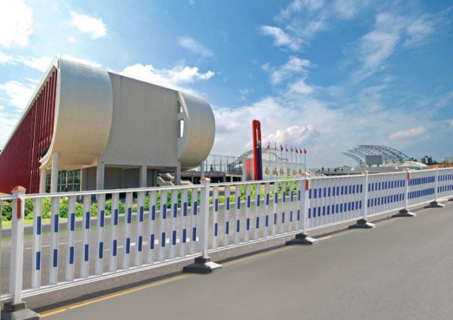 道路護欄